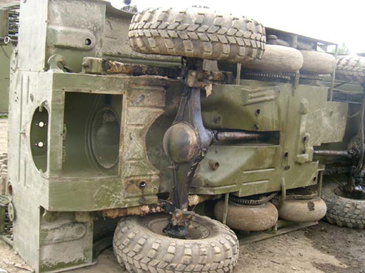 BRDM-2, view from below